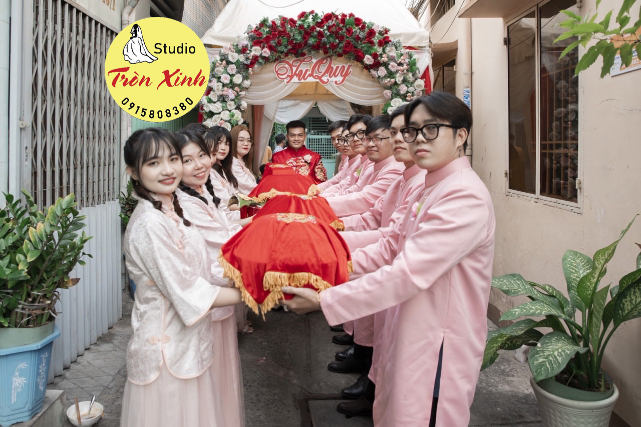 Hỷ phục bưng quả bigsize đồng bộ, kín đáo